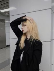 -AYO SALON