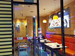 门面-咏哇(厦门翔安汇景广场店)