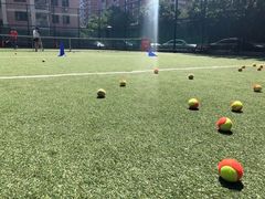 -快网网球俱乐部(长宁区金桥花园球场)