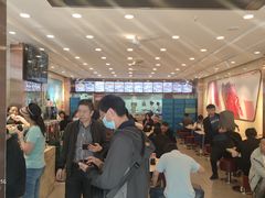 等位区-清真·君乐牛肉面(一只船中街店)