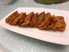 鹅肝酱煎藕饼/例-亢龙太子酒轩·花园店