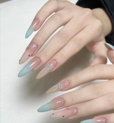 -桃色美甲沙龙