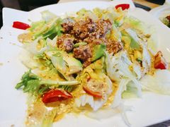 金枪鱼牛油果沙拉-AJIYA味屋和牛烤肉自助放题(温州万象城店)