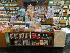 -钟书阁(珍园店)