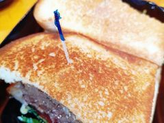 三角牛排-The Habit Burger Grill 哈比特汉堡(复兴soho店)