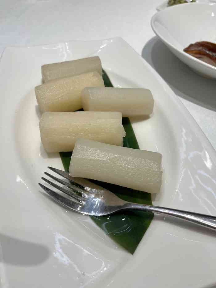 祥记金鲍堂(金鲍堂万寿路店)-"[薄荷]环境:就在万寿路口北的万寿宾馆