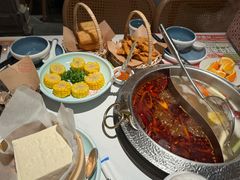 -左庭右院鲜牛肉火锅(七宝领展广场店)