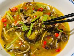 -爱碗亭·鲜炒湖南菜(壹城中心店)