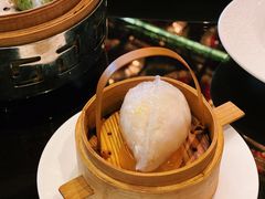 蟹肉蛋白虾饺-北京四季酒店·采逸轩