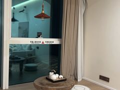 -芷迹江景酒店(五一广场汇景城店)