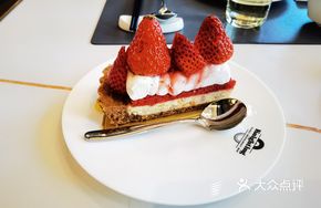 Strawberry Cheesecake Pie