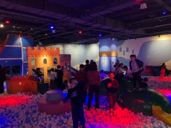 -幻贝家儿童乐园(武汉永旺梦乐城店)