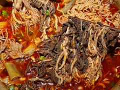 -张翻越·川渝冒菜·武汉黑鸭煲(城北万象城店)