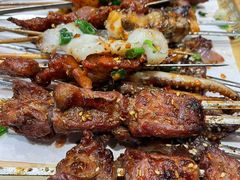 -街角等你.大连海鲜烧烤.经典铁板海鲜串(西安路店)