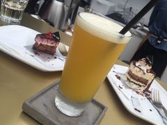 -UNI UNI(环亚凯瑟琳店)