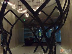 一出电梯门口-翡翠36餐厅(浦东香格里拉店)