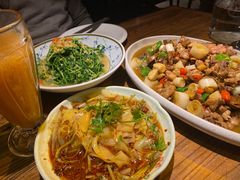 -葡萄集|滋味新疆菜·精酿酒馆(瑞豪酒店)