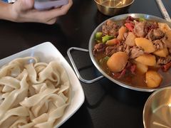 -满格嗦新疆椒麻鸡火锅.炒米粉(川大江安校区店)