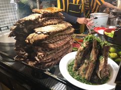 -席娜卡琳火车铁道夜市