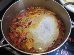 -重庆小天鹅火锅(中商广场店)