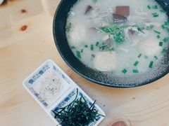 雞鴨血湯-桃园眷村(万象天地店)