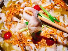 -山城外·非遗酸菜鱼(蜀都万达店)