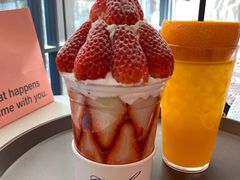 草莓杯-Cafe de Paris(林荫路店)