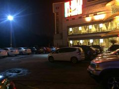 -夏联福记大酒店-停车场