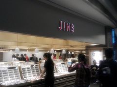 门面-JINS(上海环球金融中心店)