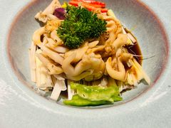 -五谷丰登农家院·地道胶东菜·海鲜烧烤(威海店)