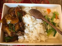黑胡椒土豆牛肉饭-锅儿挑面馆