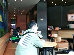 -星巴克(昆明金鹰天地店)