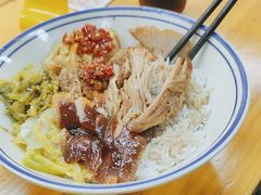 -明姨仔潮汕美食·碳炉猪脚·汕尾牛腩饭·起片鸡煲(起义路店)