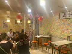 等位区-黑八私房老北京炸酱面