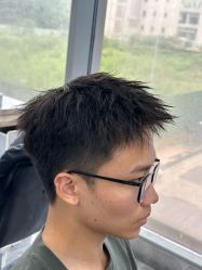 -藤野造型烫染·漂发