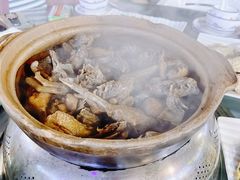 -盐禾堂海南屯昌香草鸭(海润路总店)