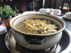 -东巴谷野生菌火锅餐厅