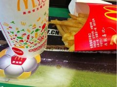 -麦当劳(龙洞店)