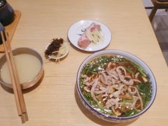 -镇南锅盖面馆(解放路店)