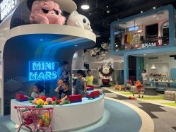 -MINI MARS KIDS CLUB亲子家庭中心(长宁天山店)