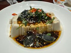 皮蛋豆腐-冷大厨灌汤包