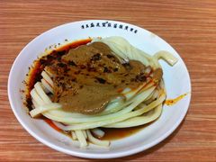 麻酱凉皮-清真盛志望麻酱酿皮·非遗老字号
