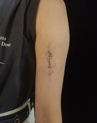 -越域刺青