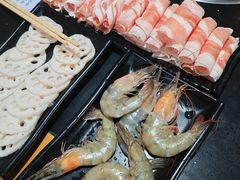 -果松木炭酸菜铜火锅·外婆参鸡汤