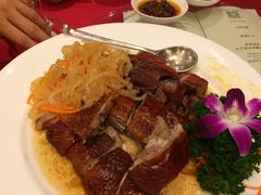 -深圳富苑皇冠假日套房酒店
