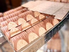 -Laderach 莱德拉(上海环贸iapm店)