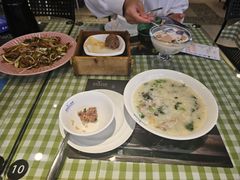 -观塘港茶餐厅(八一大道店)