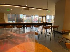 -星巴克臻选(嘉兴海宁银泰城店)