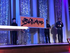 -金东尼人妖秀