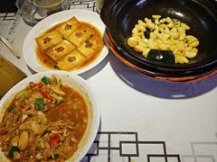 -客家大院·非遗赣南客家菜(郁孤台店)